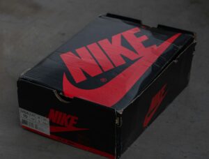 Nike schoenen in de doos